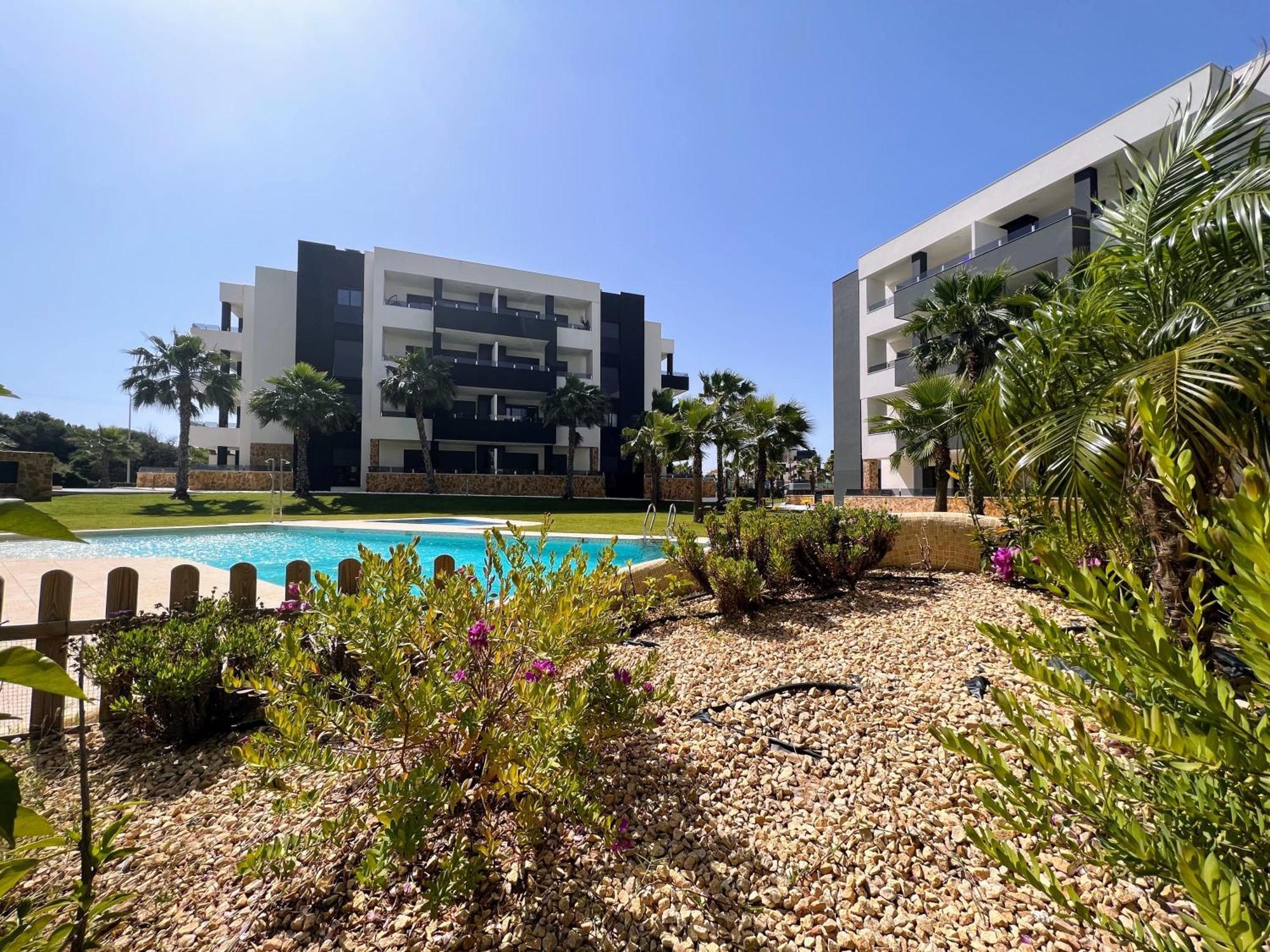 فيلا مارتن Modern Two Bedroom Ground Floor Apartment Duly7 المظهر الخارجي الصورة