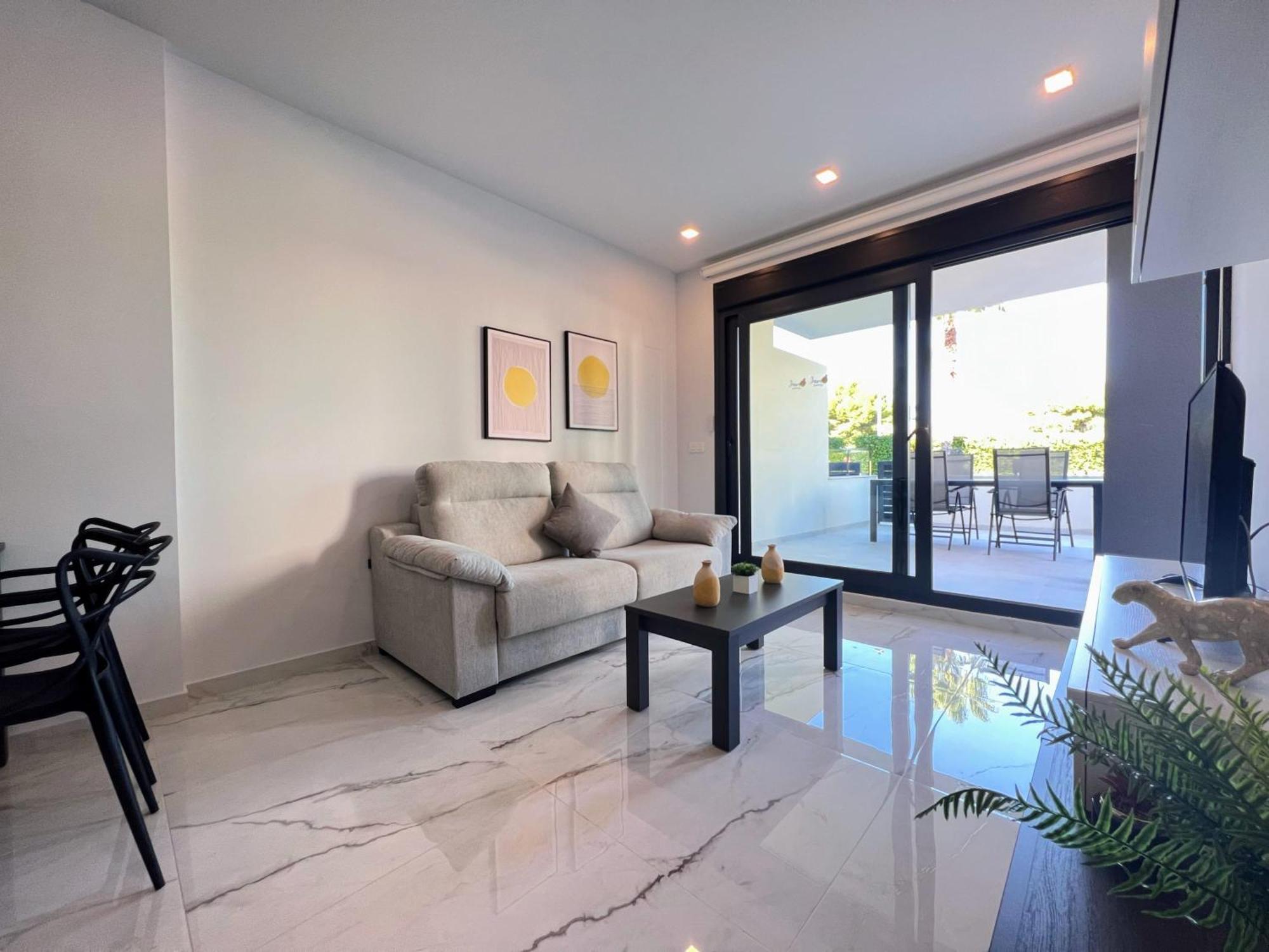 فيلا مارتن Modern Two Bedroom Ground Floor Apartment Duly7 المظهر الخارجي الصورة